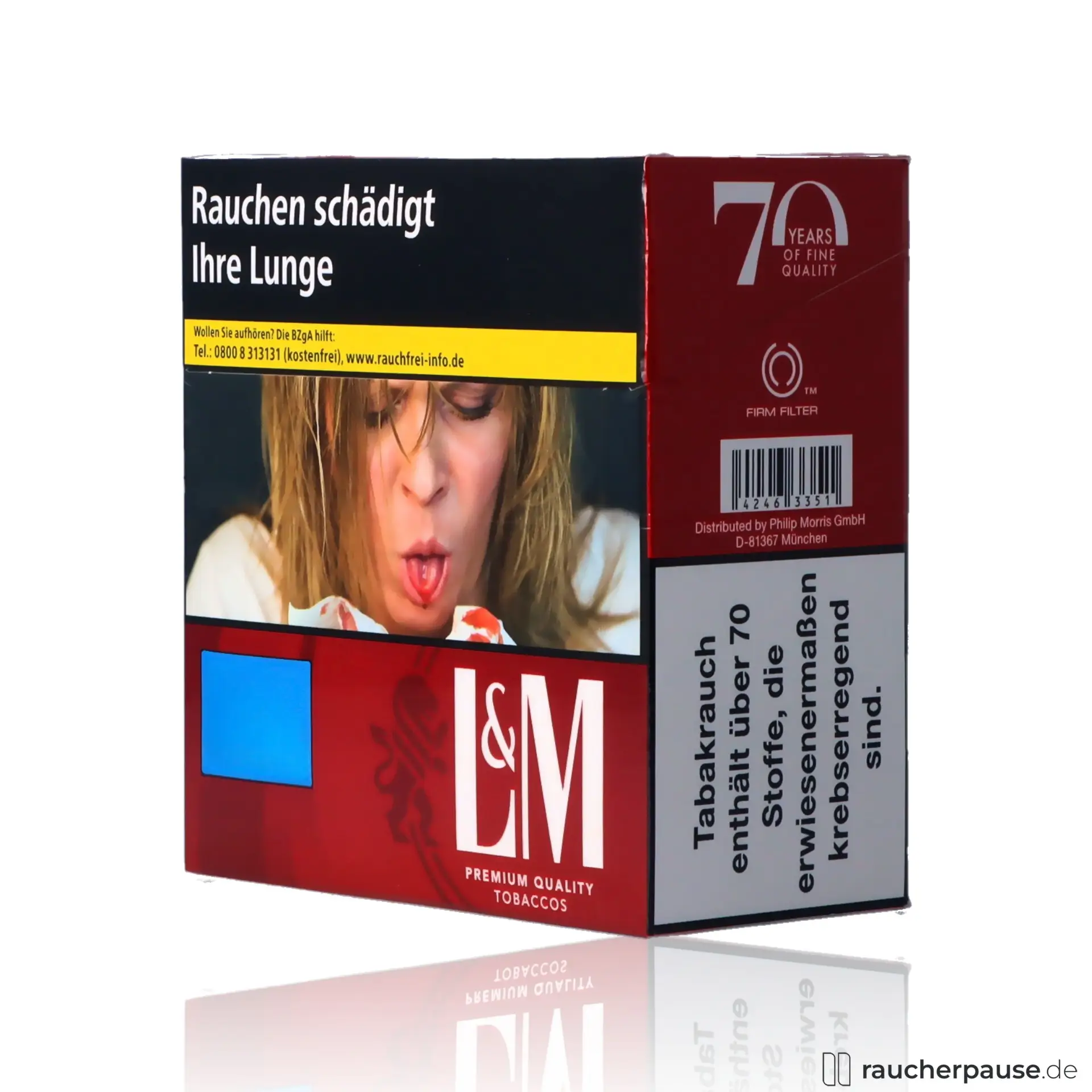 L&M Red 7XL Zigaretten in quadratischer Dose mit rot-schwarzen Design und weißem Logo auf blauem Hintergrund.