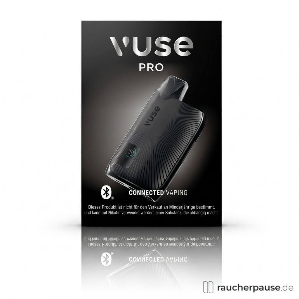 Vuse ULTRA E-Zigarette in Charcoal Black mit AMOLED-Display und USB-C-Schnellladung in einer schwarzen Box mit silbernem Logo und weißen Schriftzügen auf dunklem Hintergrund.